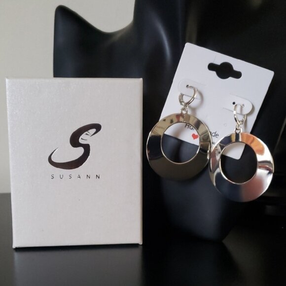 Women 14k Silver Plated Geometric Round Dangle High Polished Surface Earrings - Picture 4 of 9